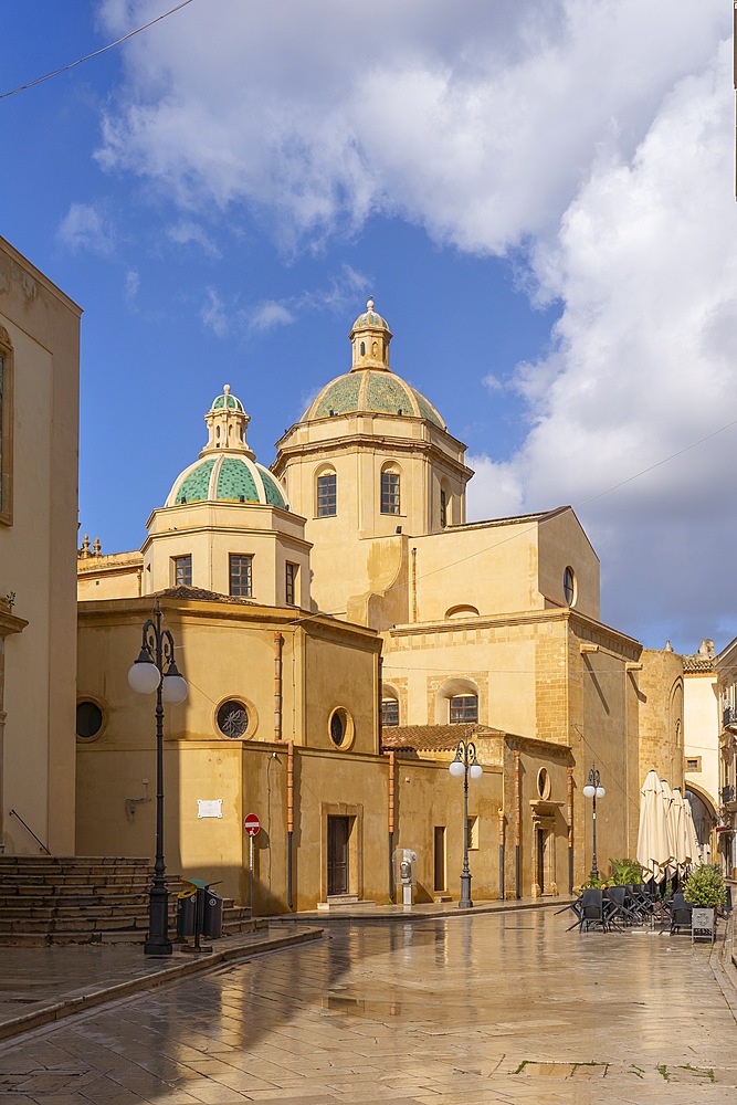 Piazza della Repubblica, Mazara del Vallo, Trapani, Sicily, Italy