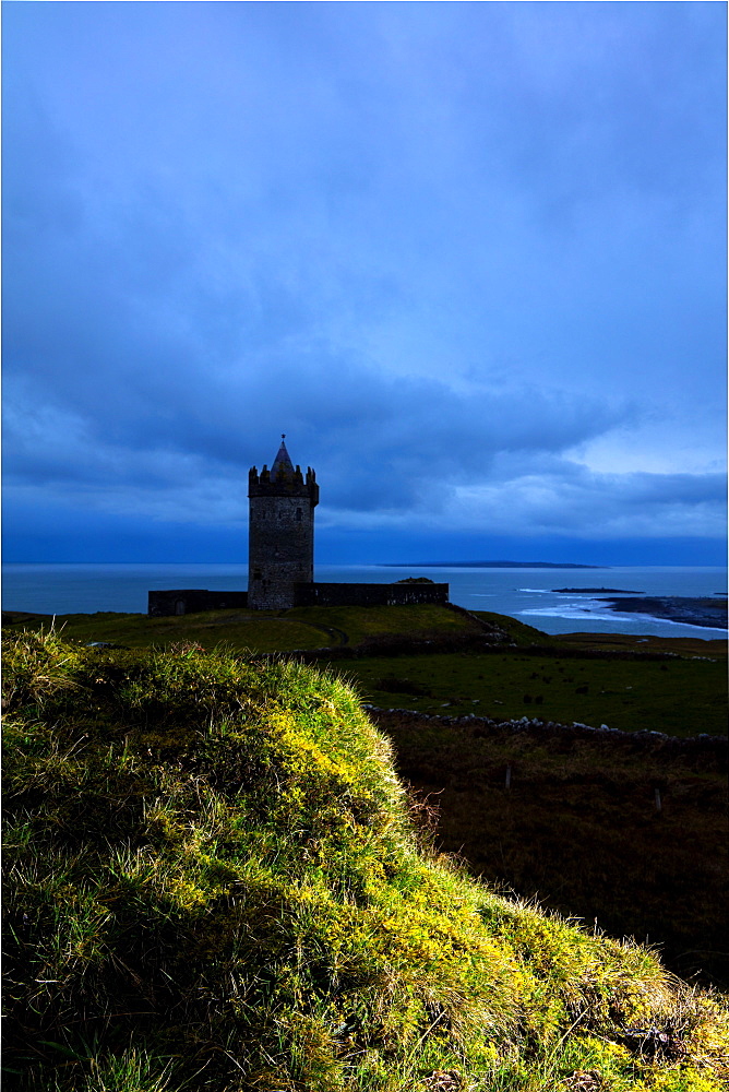 Doonagore Castle, Doolin, Cliffs Coastal Walk, County Clare, Munster, Republic of Ireland, Europe