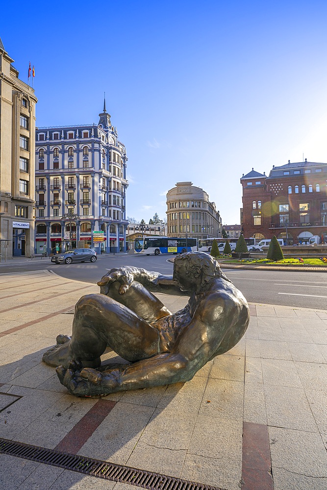 Santo Domingo Square, La Negrilla, cyclopean urban sculpture, León, Castile and León, Spain