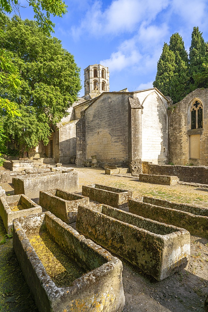 Church of St-Honorat, Avenue of the Sarcophagi, Alyscamps, Arles, Provence-Alpes-Côte d'Azur, Bouches-du-Rhône, Arles-Crau-Camargue-Montagnette, Camargue, France