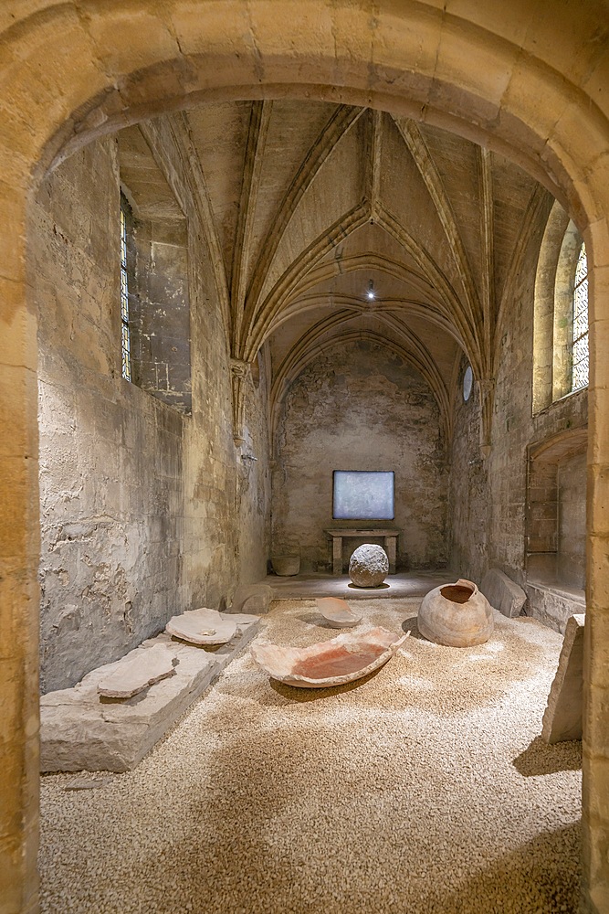 Church of St-Honorat, Alyscamps, Arles, Provence-Alpes-Côte d'Azur, Bouches-du-Rhône, Arles-Crau-Camargue-Montagnette, Camargue, France