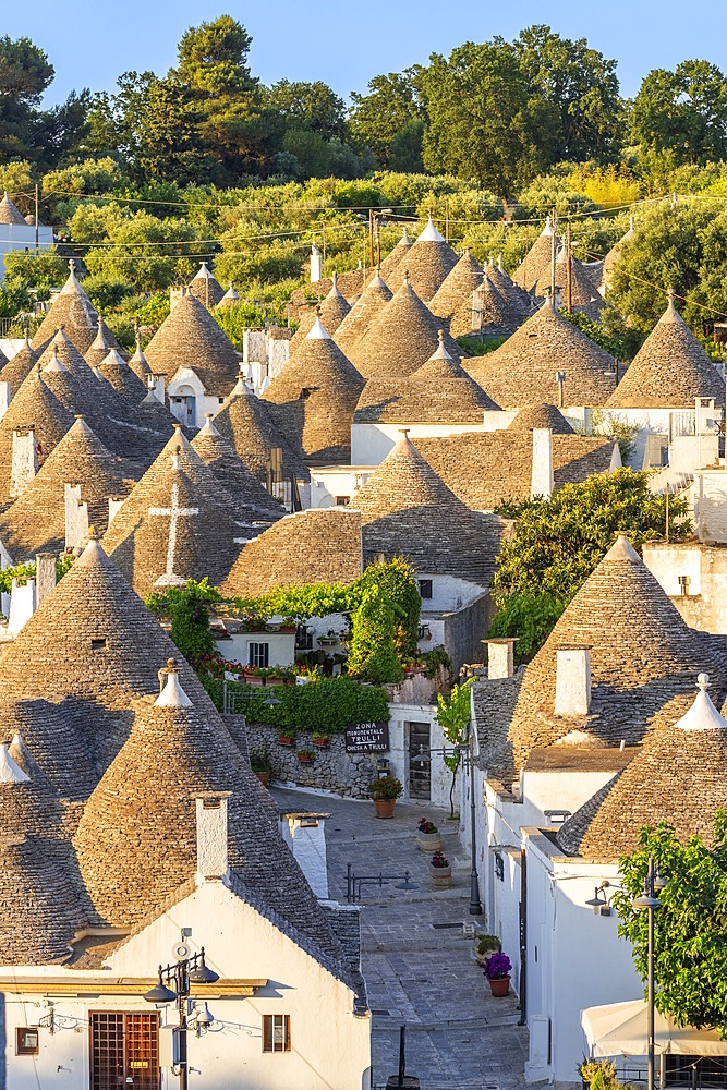 Rione Monti, Alberobello, Bari, Apulia, Italy