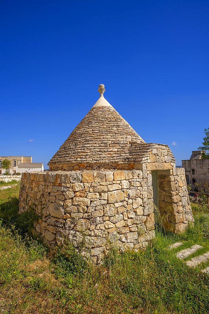 Gardens and orchards of Duke Caracciolo, trullo, Martina Franca, Taranto, Apulia, Italy