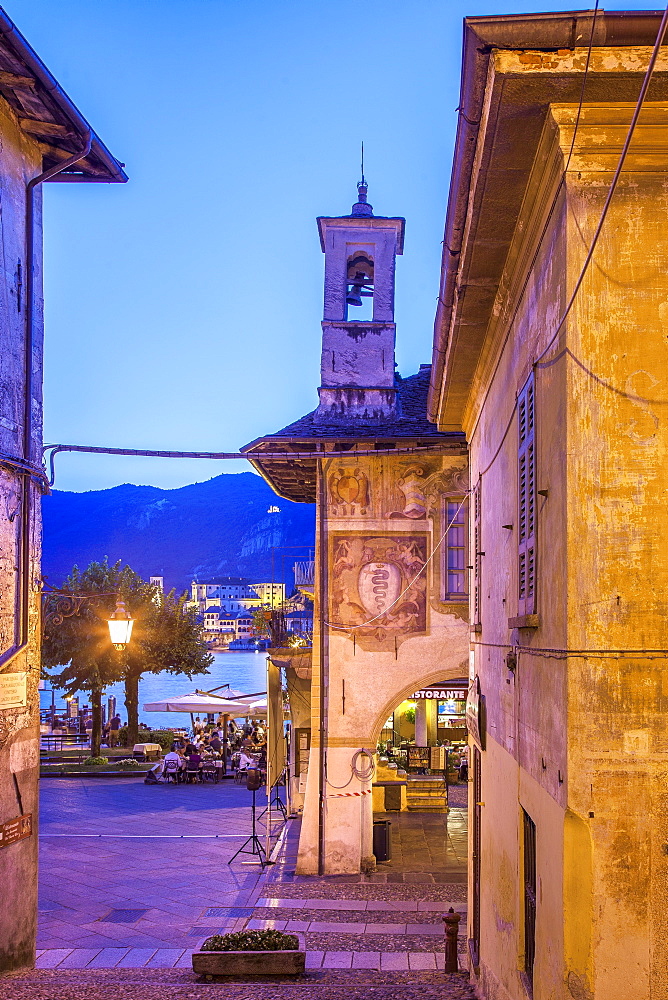 Piazza Motta, Orta San Giulio, Piemonte (Piedmont), Italy, Europe