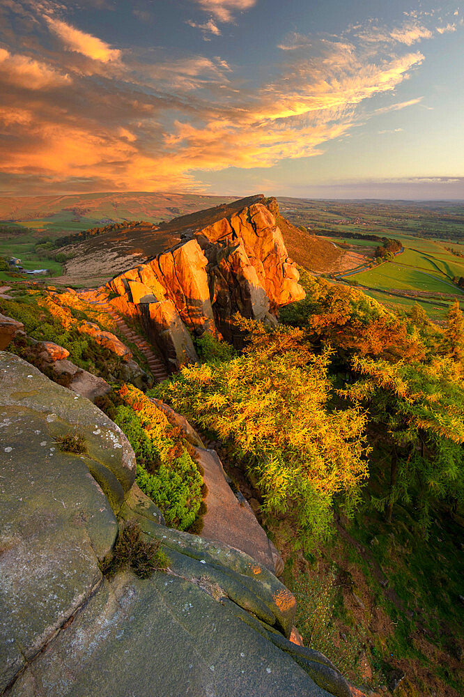 Sunset view of Hen Cloud, The Roaches, Peak District, Staffordshire, England, United Kingdom, Europe