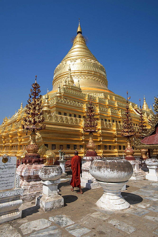 The great Stupa in the Shwezigon Pagoda in Bagan in Myanmar (Burma), Asia