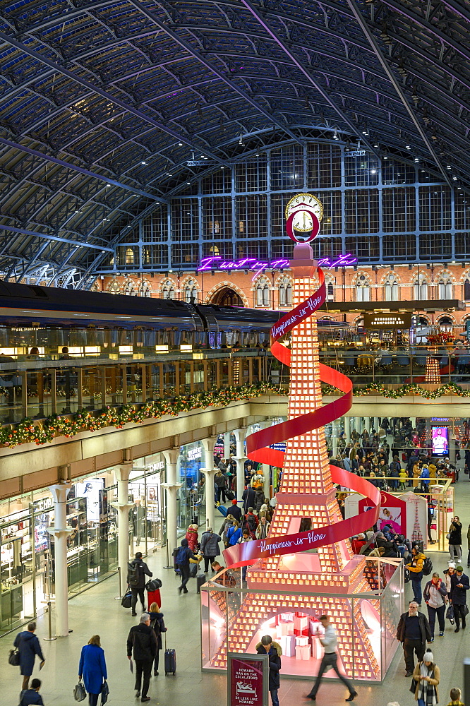 St. Pancras International station at night, London, England, United Kingdom, Europe