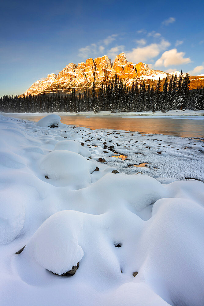 Castle Mountain with Bow River in winter, Banff National Park, UNESCO World Heritage Site, Alberta, Canada, North America