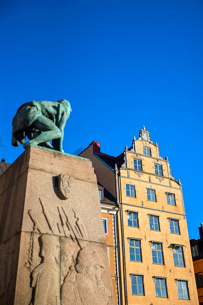 Bowman statue, Kornhamnstorg Square, Stockholm, Sweden, Scandinavia, Europe