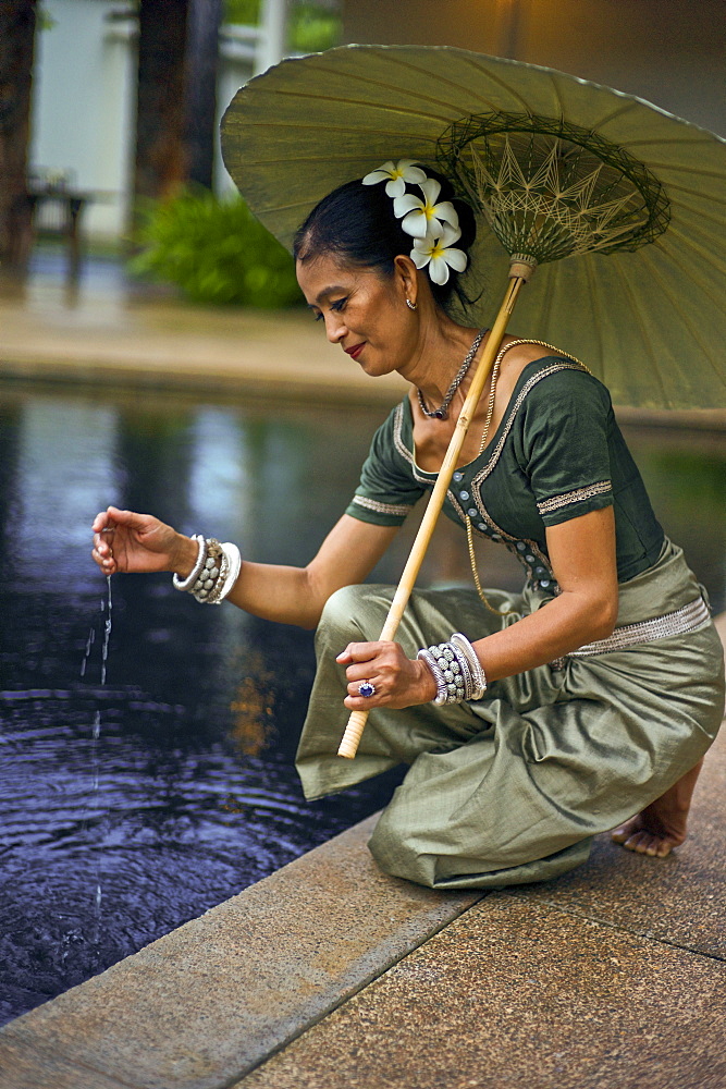 Apsara Dancer, performing a traditional Khmer dance, Amansara Luxury Hotel, Cambodia