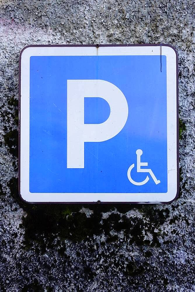 Panel. Parking space reserved for the disabled.