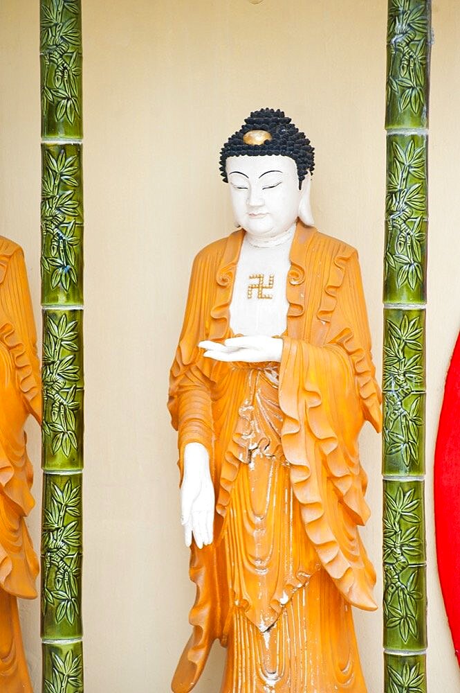 Statue at Kek Lok Si Temple, Penang, Malaysia, Southeast Asia