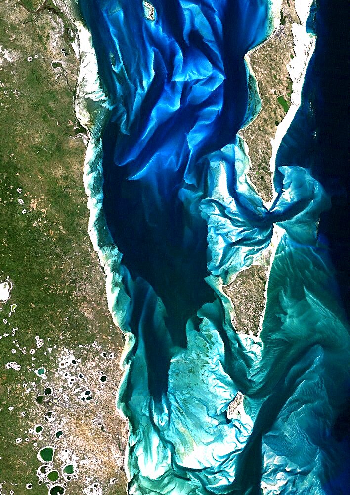 Bazaruto Archipelago, Mozambique, True Colour Satellite Image. True colour satellite image of sand islands of Bazaruto Archipelago off the Mozambique coast. Image taken on 21 April 1989 using LANDSAT data.