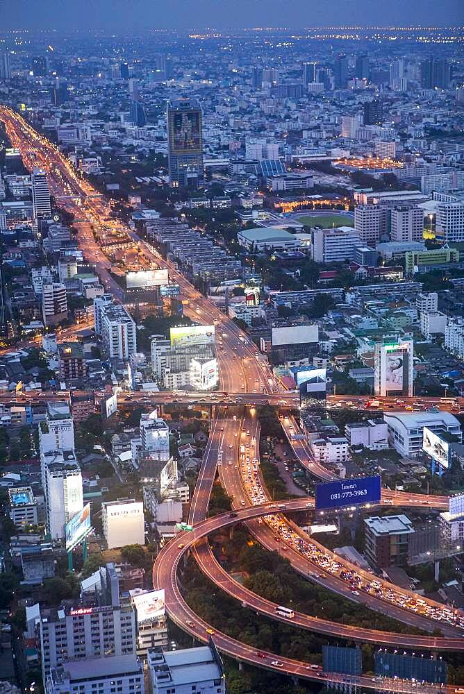 Chalerm Maha Nakhon Expy expressway, Bangkok, Thailand