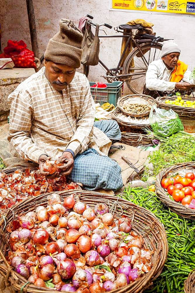 Main Market, Historical Center, near Dashashwamedh Ghat Road , Varanasi, Uttar Pradesh