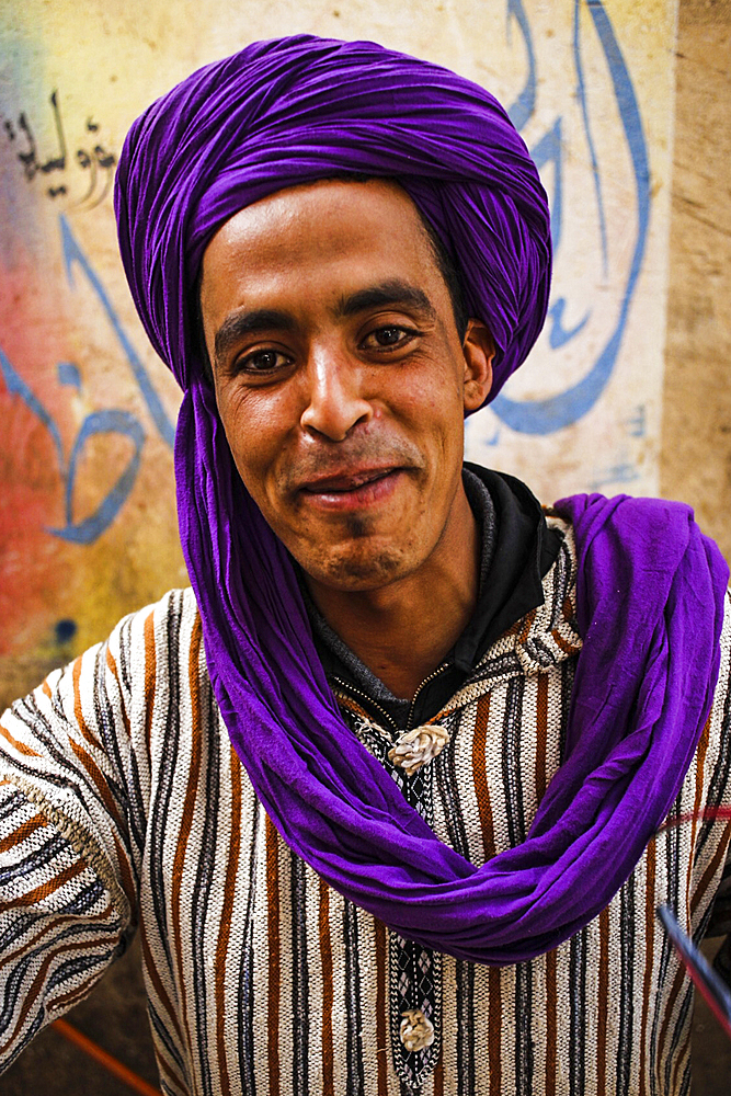 Portrait in the bazaar of Rissani