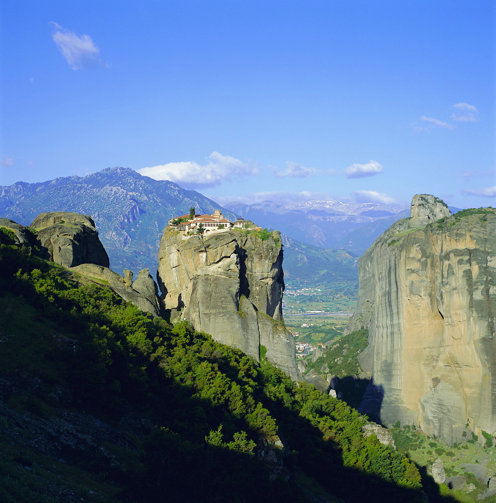 Holy monastery of Aghia Triada (Holy Trinity), Meteora, UNESCO World Heritage Site, Greece, Europe