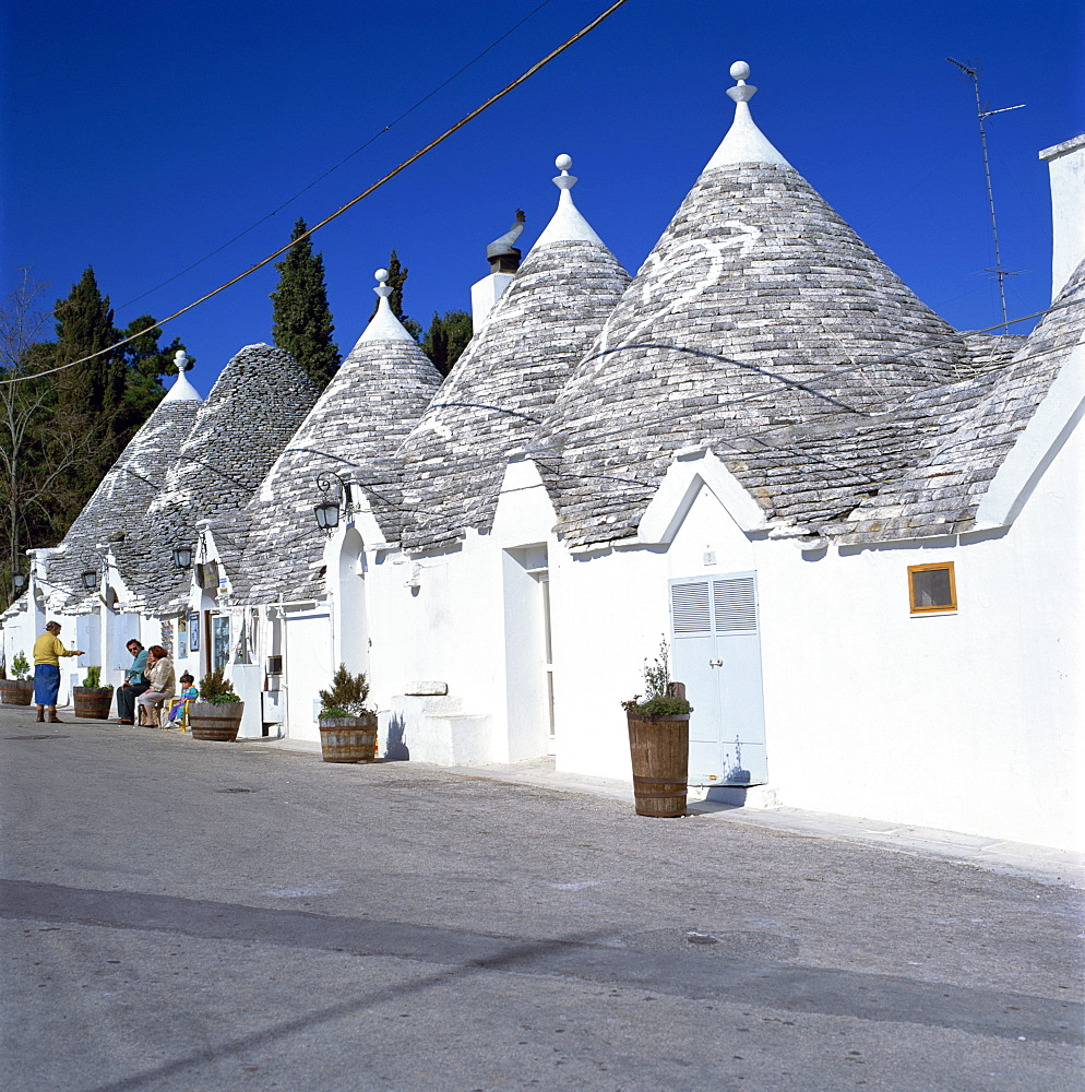 The Trulli houses of Alberobello, UNESCO World Heritage Site, Puglia, Italy, Europe