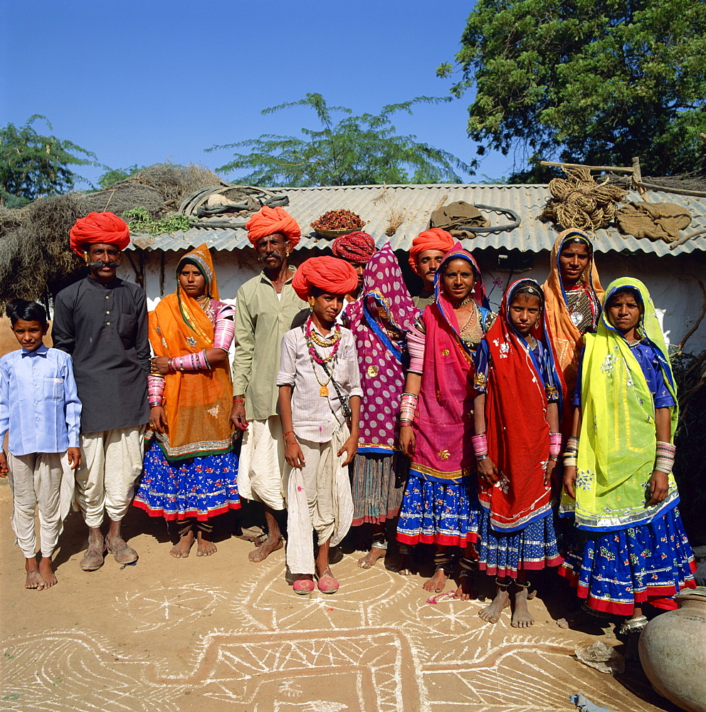 Family dressed for twelve year old son's wedding, Rajasthan, India, Asia