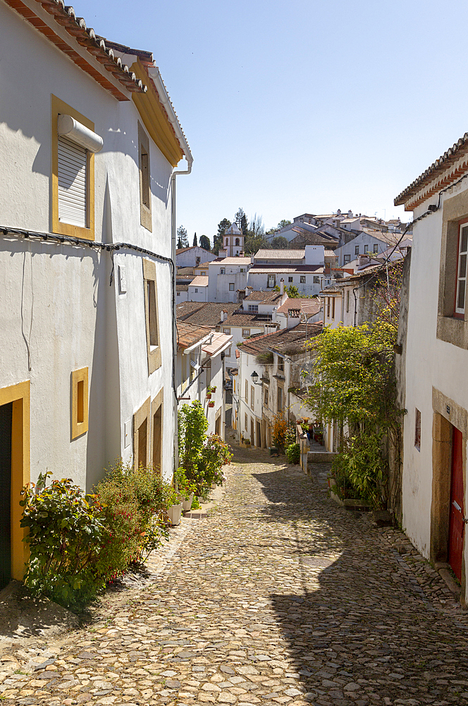 Cobbled street in Judiara the former Jewish part of Castelo de Vide, Alto Alentejo, Portugal, Europe