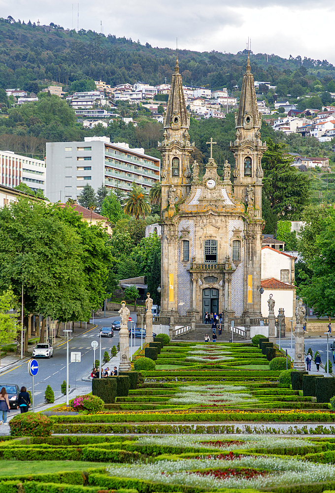 Santos Passos Church, Largo da República do Brasil, Campo da Feira, city of Guimaraes, northern Portugal, Europe