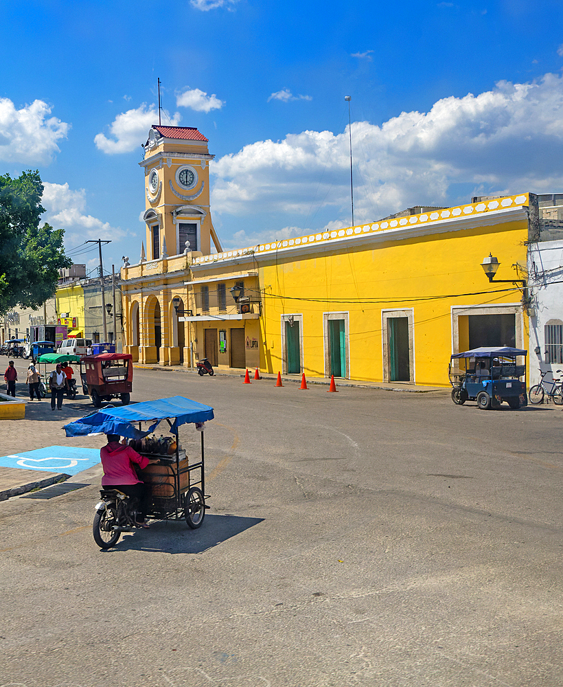 View from bus window of Mercado Eulogio Rosado market building, Hunucma, Yucatan State, Mexico, North America