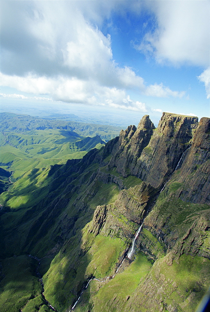 Monk's Cowl Valley, Drakensberg, South Africa, Africa