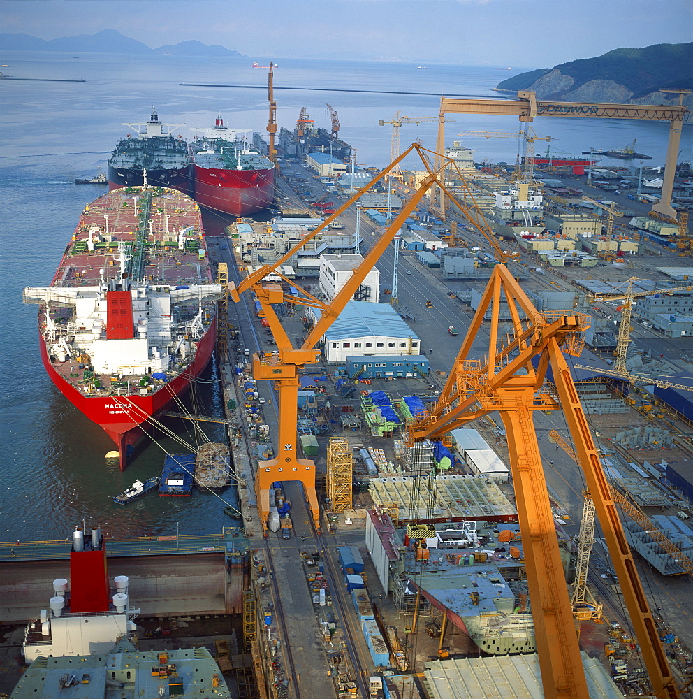 Cranes and ships in the Okpo Shipyard in South Korea, Asia