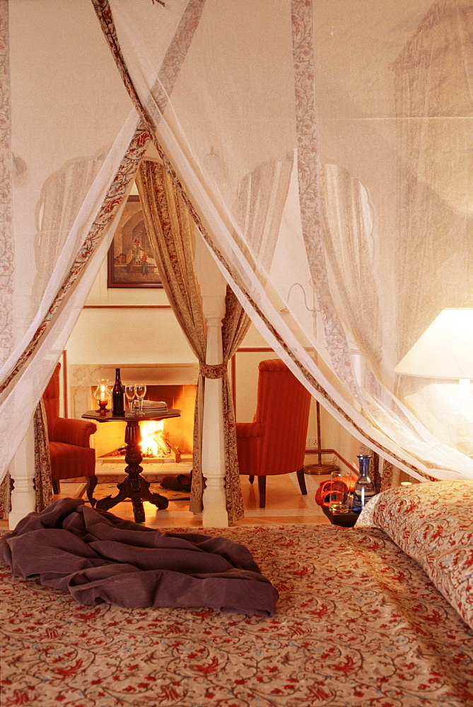 Detail of guest bedroom, Samode Palace Hotel, Samode, Rajasthan state, India, Asia