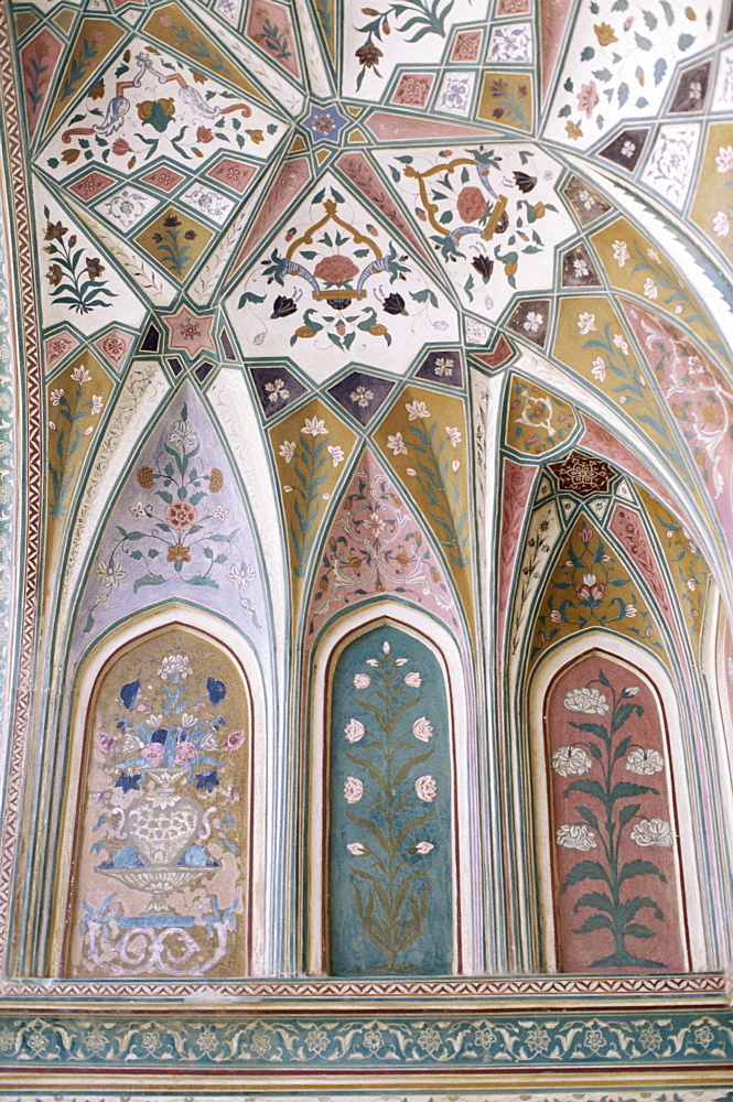 Interior detail, Amber Fort, one of the great Rajput forts, Amber, near Jaipur, Rajasthan state, India, Asia