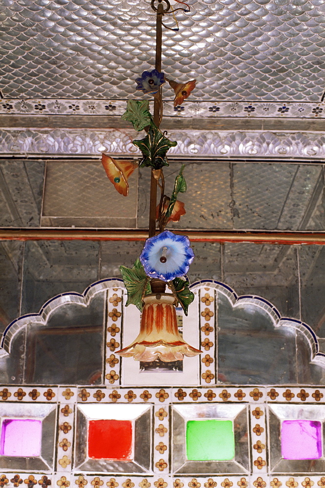 The Sheesh Mahal (Mirrored Hall) (hall of mirrors), Deo Garh Palace Hotel, Deo Garh (Deogarh), Rajasthan state, India, Asia