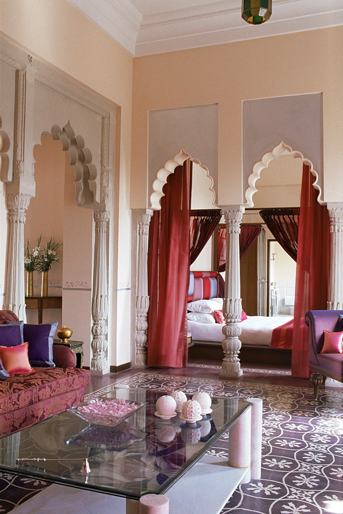 Bedroom suite, Usha Kiran Palace Hotel, Gwalior, Madhya Pradesh state, India, Asia