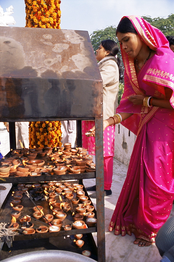 The Shee Neelchala Seva Sangha temple, Delhi, India, Asia