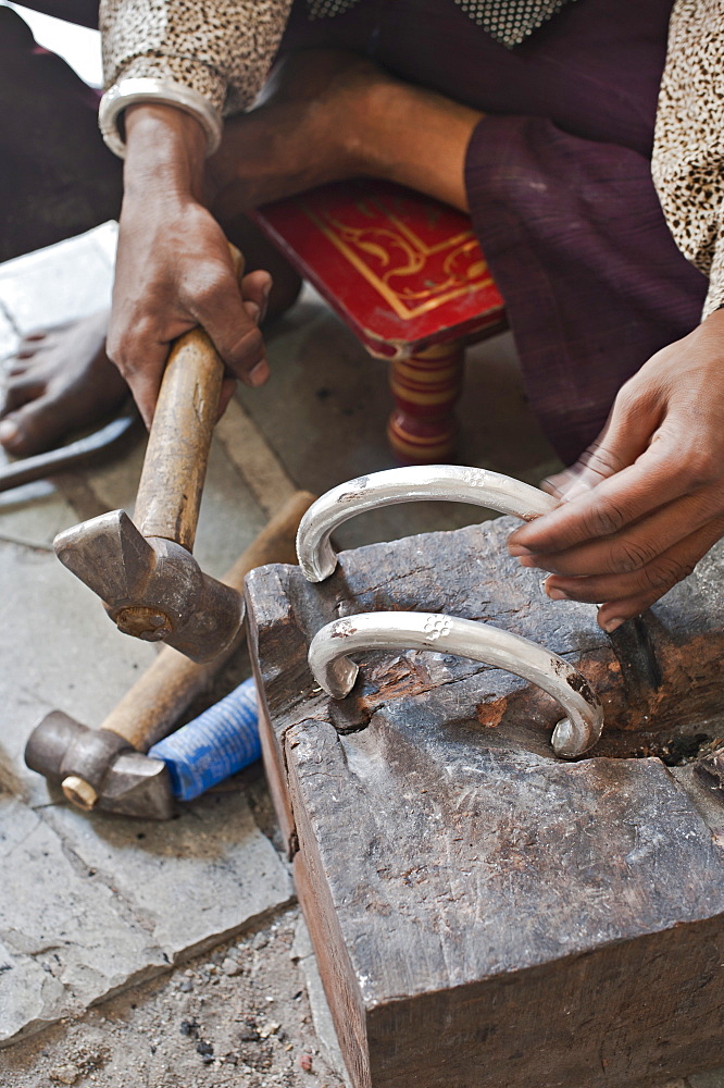 Jewellery making in north eastern Gujarat state, India, Asia