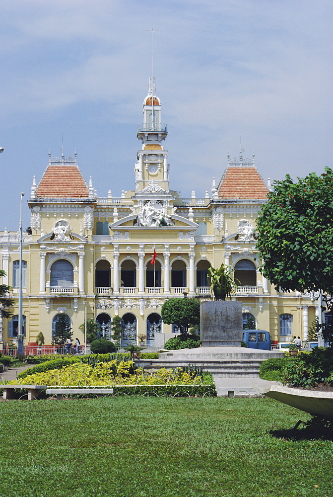 Headquarters of Communist Polit Bureau, Town Hall, Ho Chi Minh City (Saigon), Vietnam, Indochina, Asia