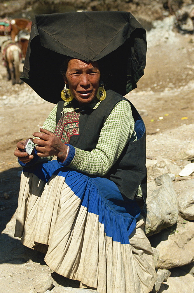 Yi person near Lijiang, Yunnan, China, Asia