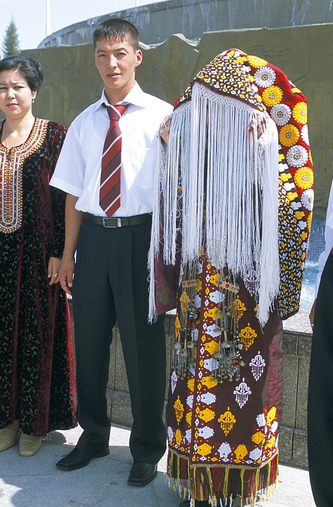 Traditional Turkman wedding, Ashkabad, Turkmenistan, Central Asia, Asia