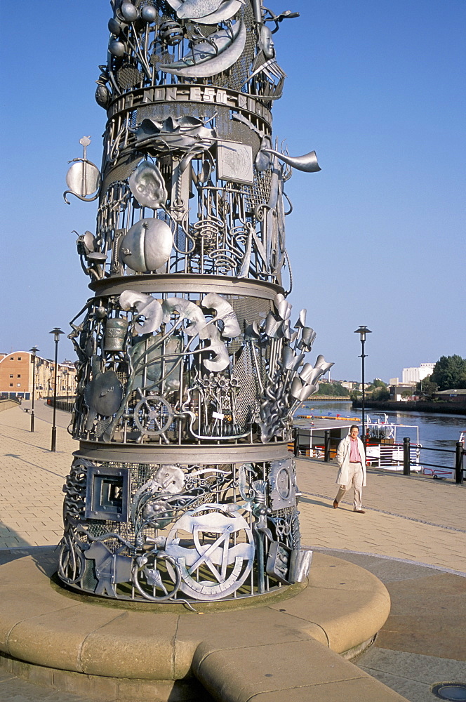 Detail on the Blacksmiths Needle, Quayside, Newcastle-on-Tyne, England, United Kingdom, Europe