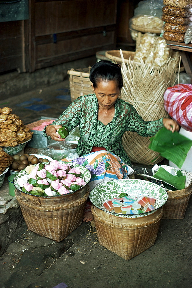 Javanese woman, Jogjakarta, Java, Indonesia, Southeast Asia, Asia