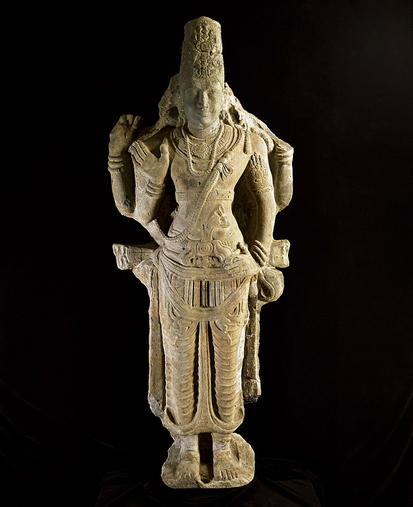 Stone statue of Vishnu, dating from 7th century AD, National Museum, Bangkok, Thailand, Southeast Asia, Asia