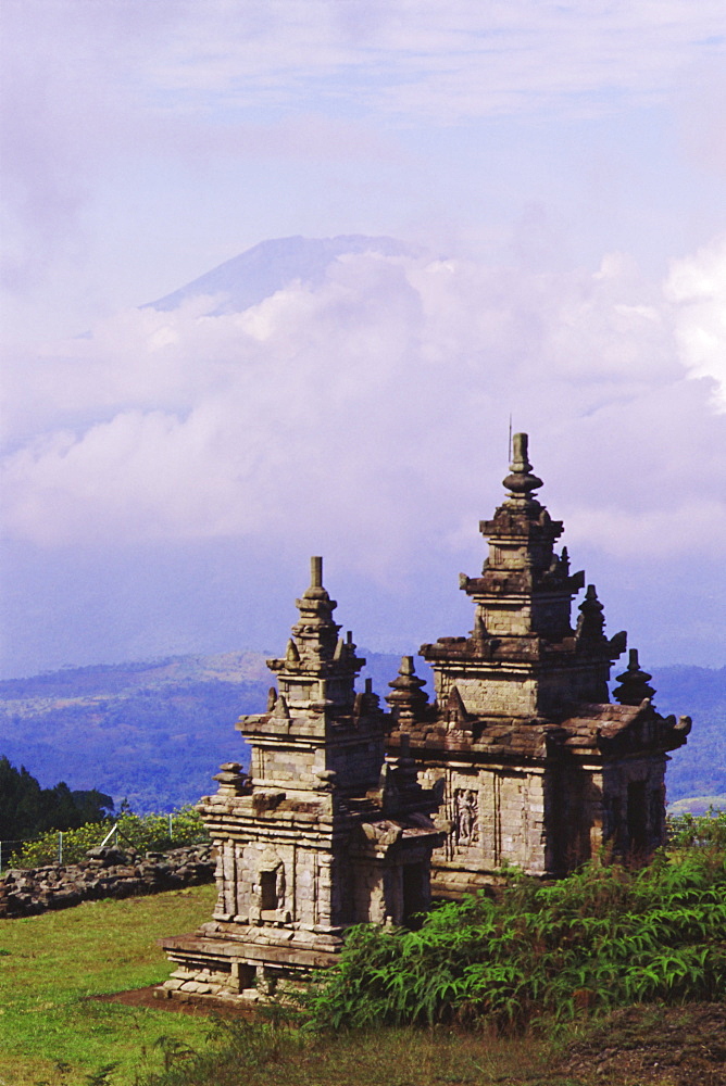 Hindu temples, Gedung Songo, Java, Indonesia, Asia