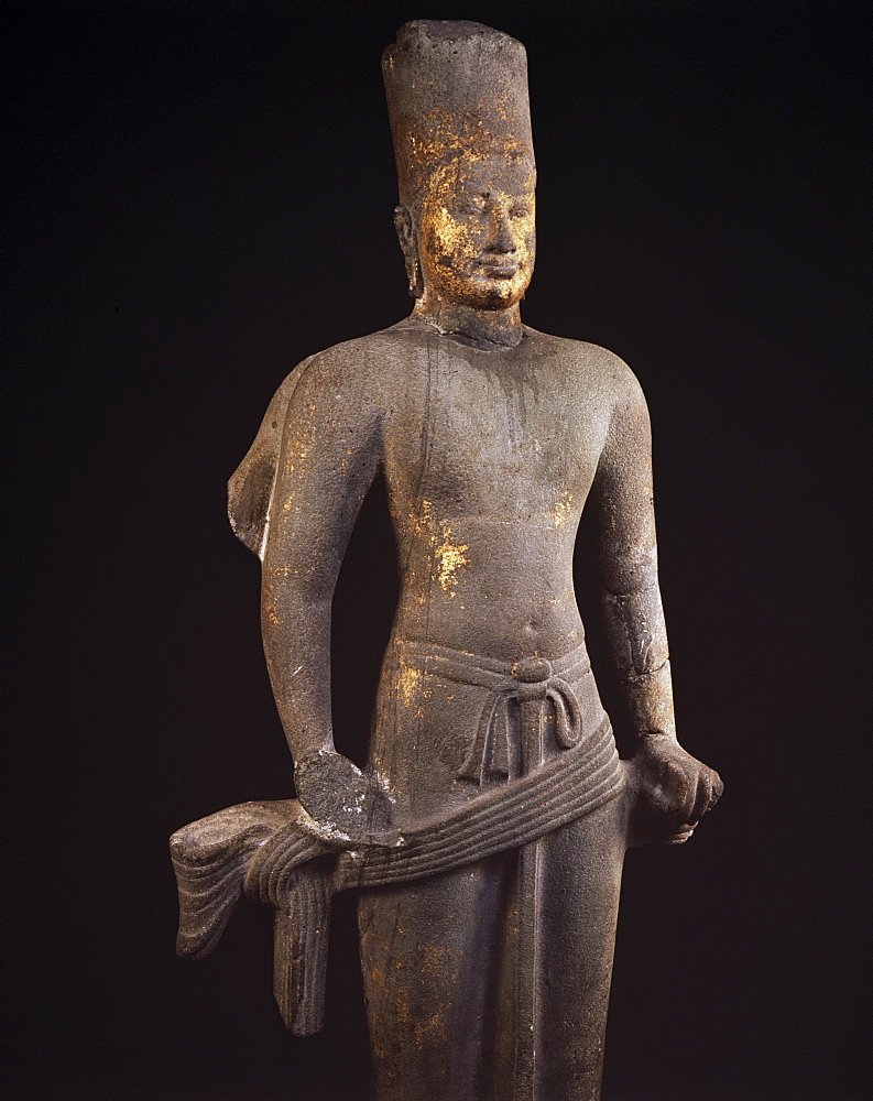 Stone statue of Vishnu, dating from between 7th and 9th centuries AD, National Museum, Bangkok, Thailand, Southeast Asia, Asia