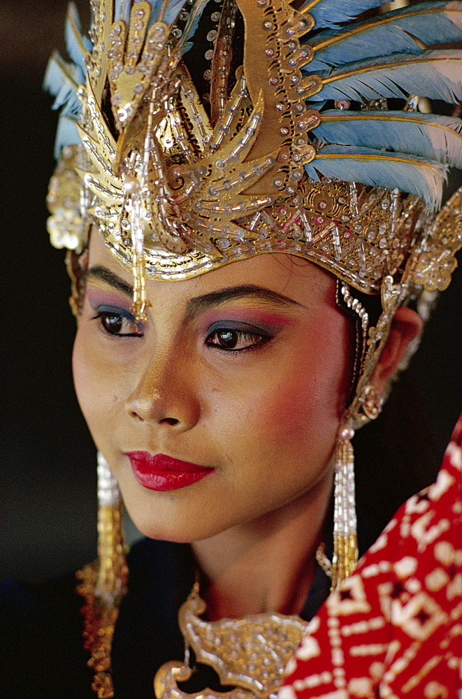 Portrait of a dancer in Jogjakarta, Java, Indonesia, Southeast Asia, Asia