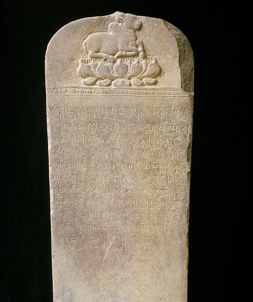 Stele from Tuol Neak Ta Bakka, Khmer art dating from the 7th and 8th century, National Museum, Phnom Penh, Cambodia, Indochina, Southeast Asia, Asia