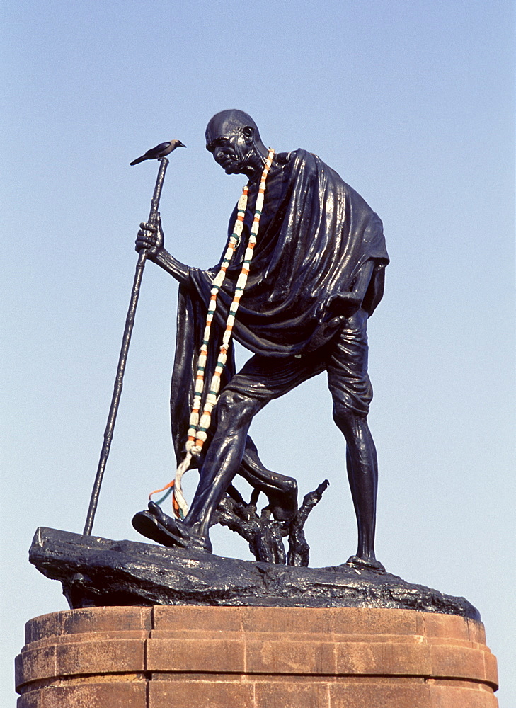 Statue of Gandhi, New Delhi, India, Asia