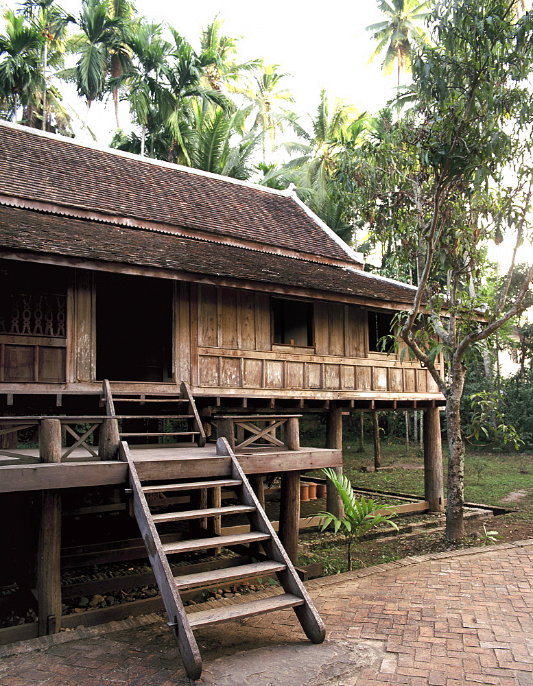 House in Luang Prabang, Laos, Indochina, Southeast Asia, Asia