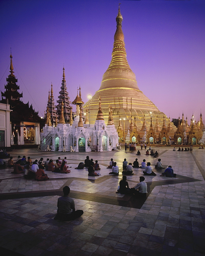 Shwedagon Pagoda, Yangon (Rangoon), Myanmar (Burma), Asia