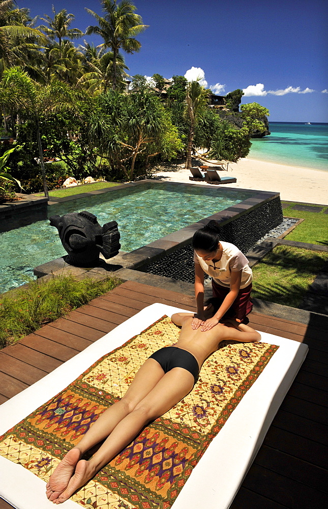 Massage by the beach, Chi Spa, Shangrila Hotel, Boracay, Philippines, Southeast Asia, Asia