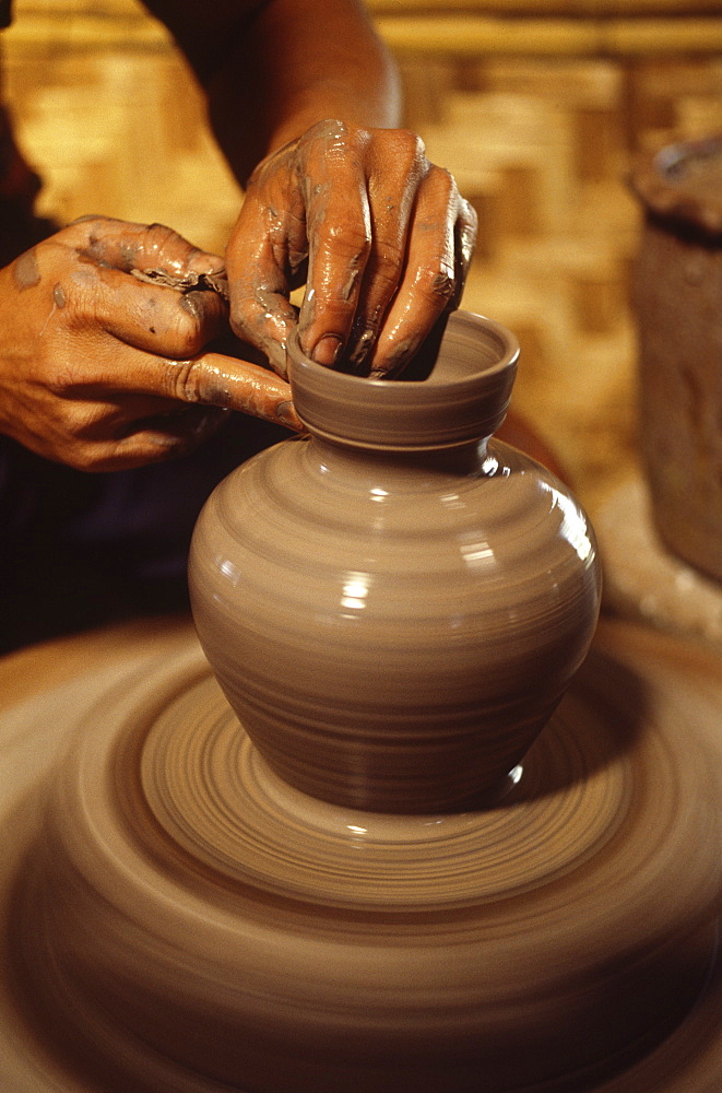 Potter's wheel, Chiang Mai, Thailand, Southeast Asia, Asia