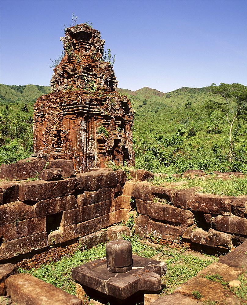 Ruins of the Cham sanctuary of My Son, dating from the 7th to 10th centuries, Vietnam, Indochina, Southeast Asia, Asia